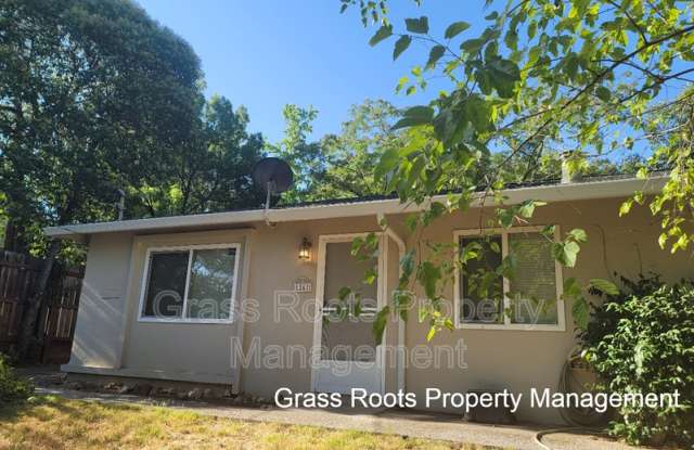 1267 Live Oak Lane photos photos