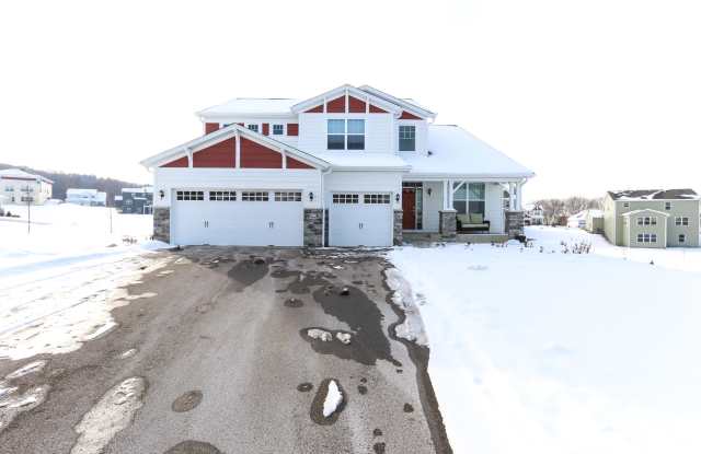 2090 Summerhill Court - 2090 Summerhill Court, Shakopee, MN 55379