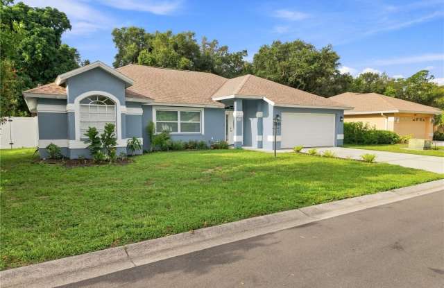 2405 APPALOOSA Circle Gallery 1