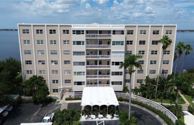 1900 Clifford Street unit: 201 photos photos
