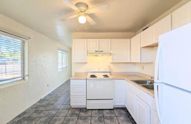 1605 N Belvedere Avenue photos photos
