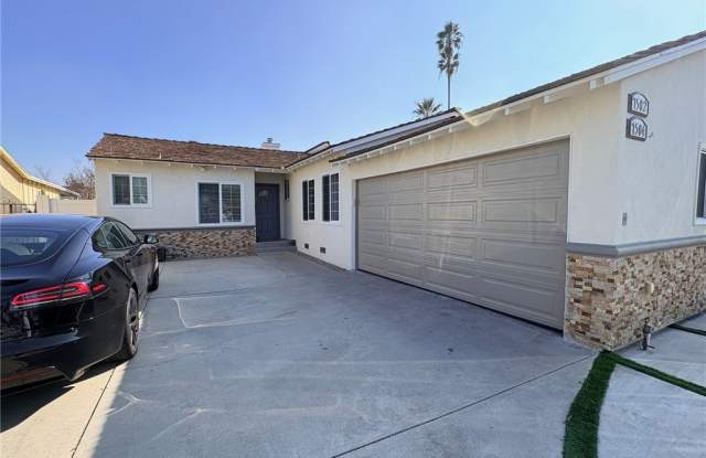 7502 Balcom photos photos