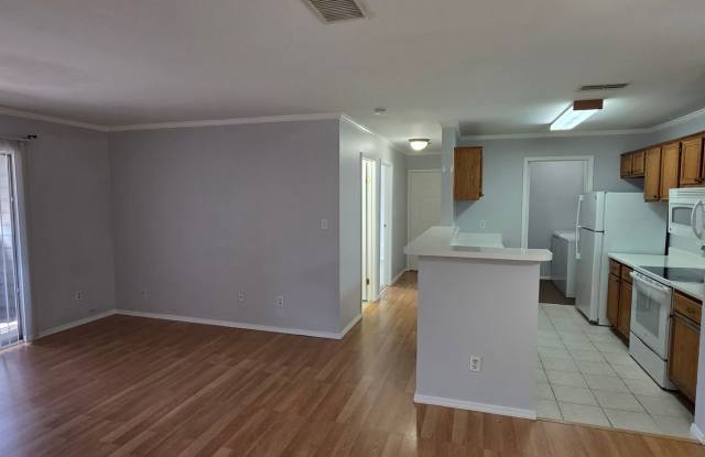 Two bedroom two bath condo Gallery 2