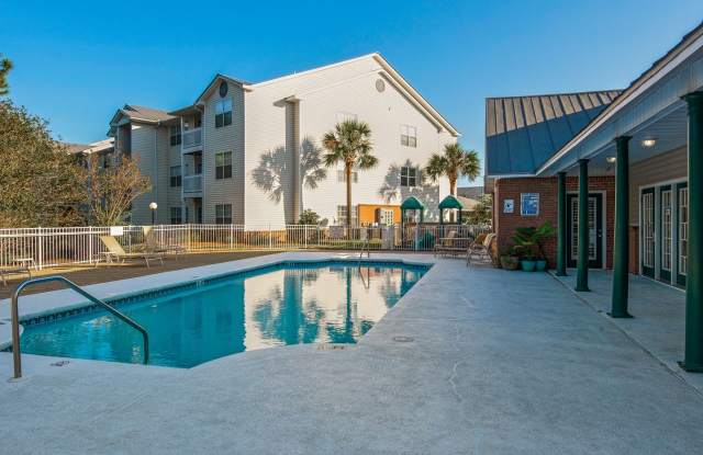 Spacious 2 Bed / 2 Bath Condo in Indian Lake – Second Floor Unit - 4009 Dancing Cloud Court, Okaloosa County, FL 32541