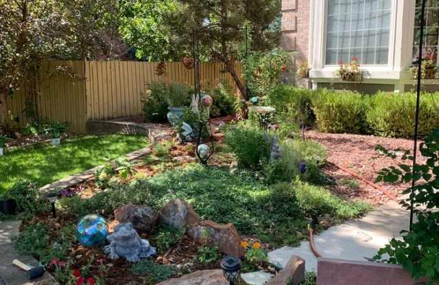 1201 South Riverbend Court Gallery 2