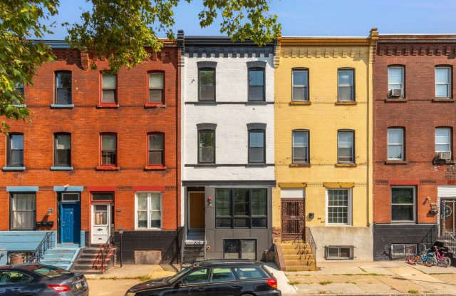 2339 N College photos photos