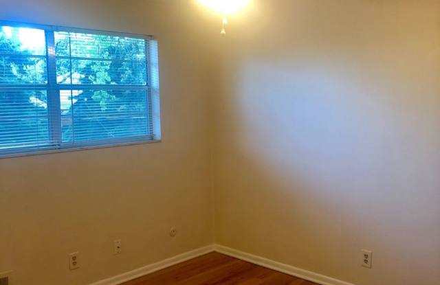 10544 Paley Street Gallery 4