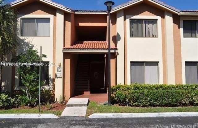 8400 Coral Lake Way Gallery 3