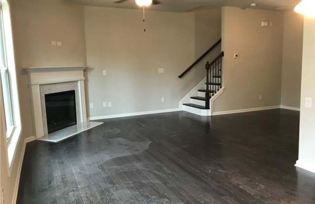 2531 Norwood Park Crossing Gallery 3