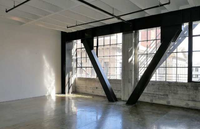 Sophisticated Living: 1BD, 2BA, Historic Charm & Amenities - Available Now! Gallery 4