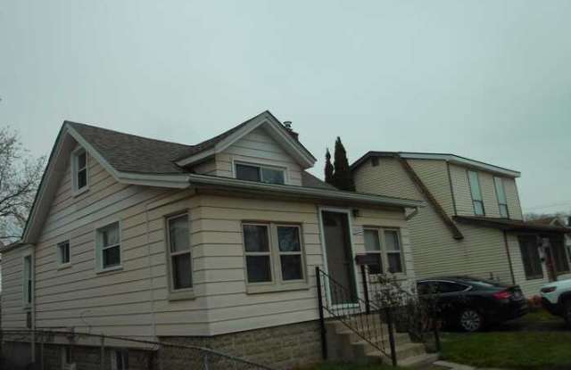 26060 Clancy Street photos photos