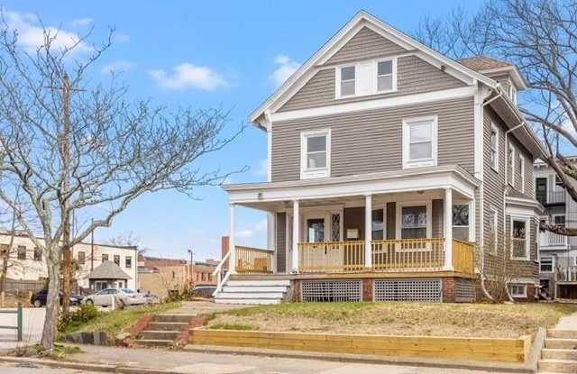 242 Waterman Street photos photos