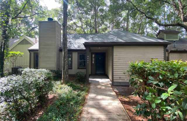 Charming 2-Bedroom Home in Quail Court at Haile Plantation Gallery 3