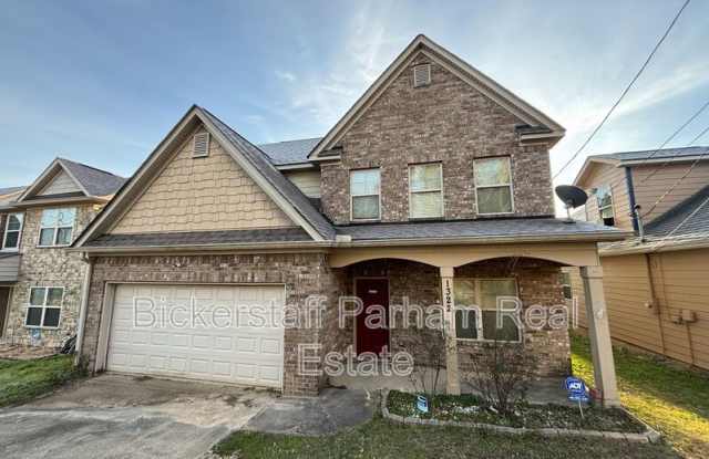 1322 Ingersoll Drive photos photos