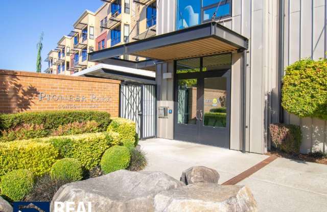 Fully Furnished Pioneer Park Condo! photos photos