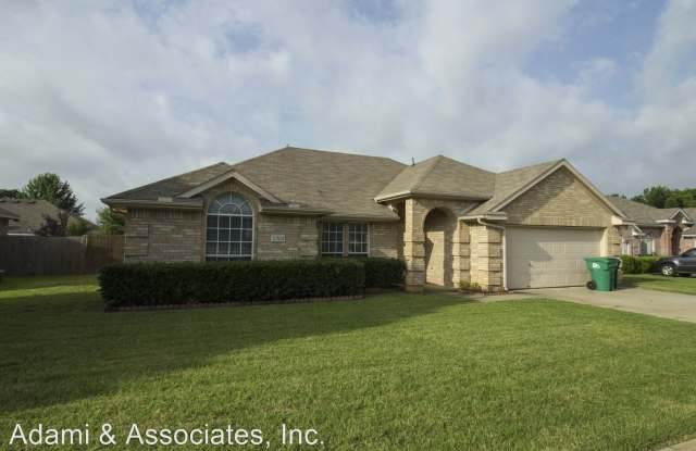 5208 Whiting Way - 5208 Whiting Way, Denton, TX 76208