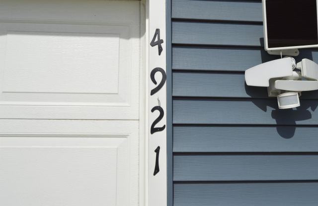 4921 Lake Avenue - 4921 Lake Avenue, Fort Wayne, IN 46815