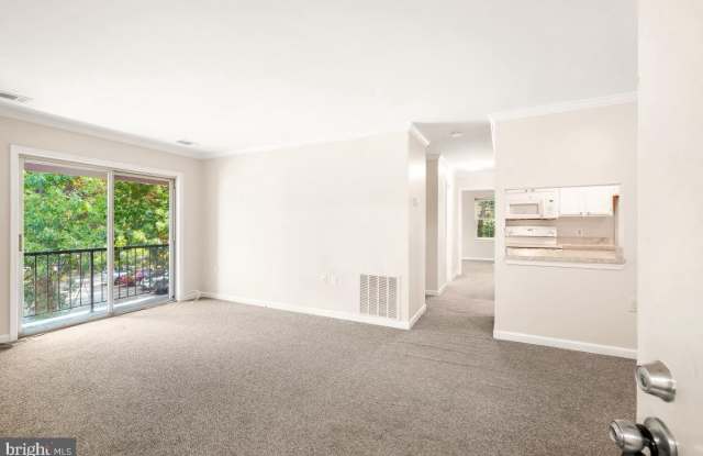 18328 STREAMSIDE Drive Gallery 3