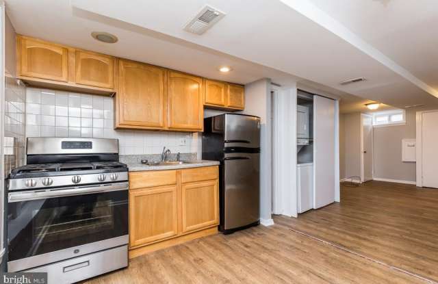 339 S 12TH STREET - 339 South 12th Street, Philadelphia, PA 19107