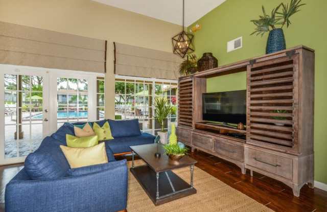 Bay Club Gallery 4