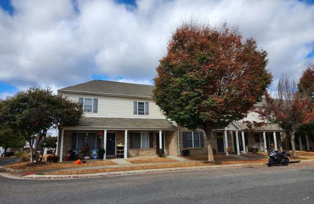 Cornerstone Townhomes-Convenient to the Timberlake Area - 223 Portico Street, Lynchburg, VA 24502