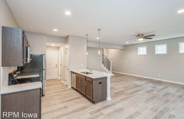 250 Amberwood Drive Gallery 4
