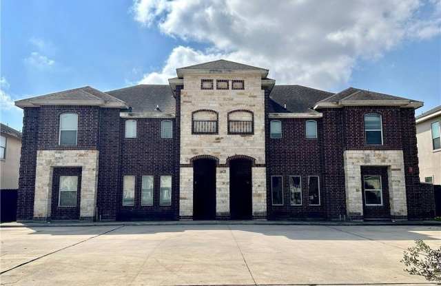 1403 West Kiwi Avenue photos photos