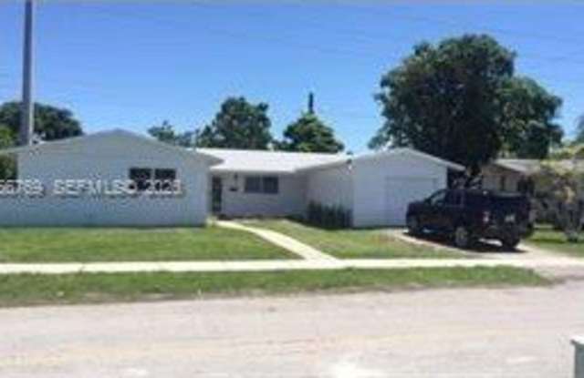 20001 SW 112th Ave photos photos