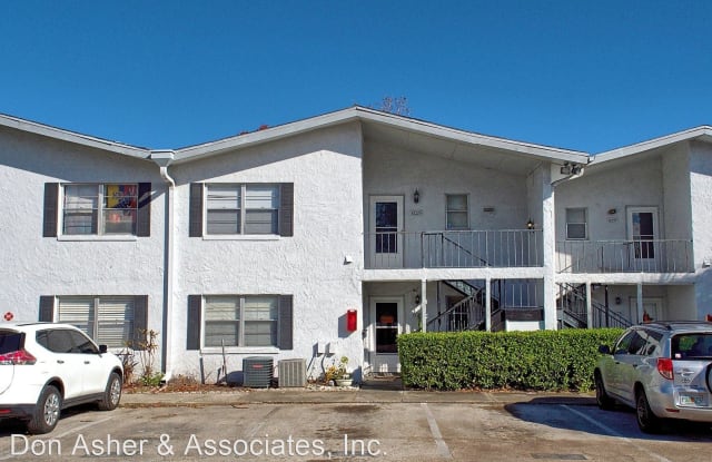 6025 Amberly Court Unit 33 - 6025 Amberly Court, Orlando, FL 32822