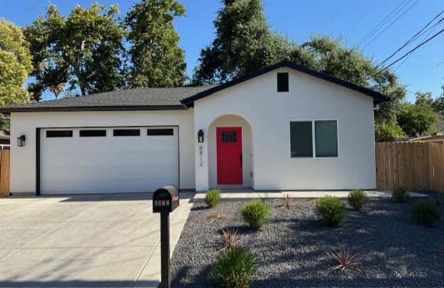 Home for Rent in Fair Oaks, CA photos photos