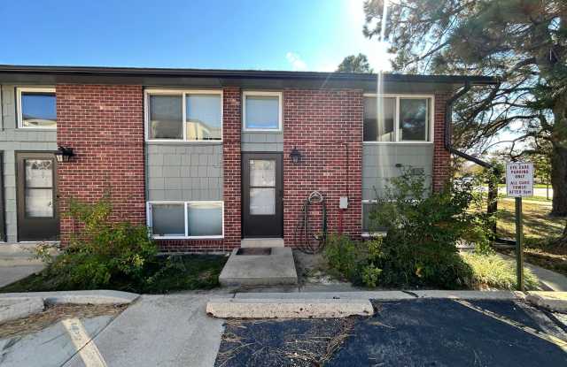 Spacious 2Br/1.5Ba End-Unit Townhome with Carport  Extra Storage photos photos