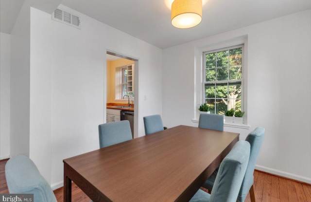 3711 39TH Street NW Gallery 3