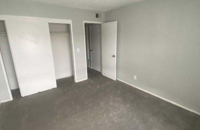 Updated 1 bedroom 1 bathroom in High Hollows! photos photos