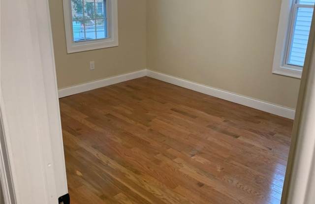 132-41 Bennett Ct Gallery 3