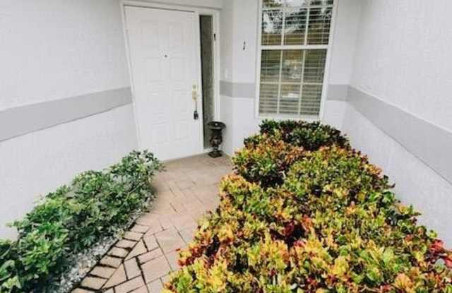 7966 LAINA Lane Gallery 3
