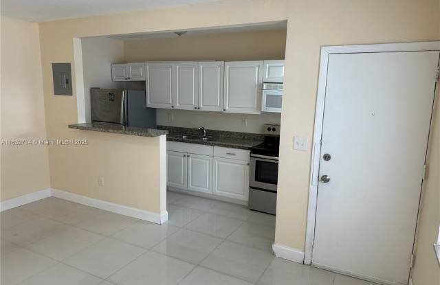 2369 NE 172nd St photos photos