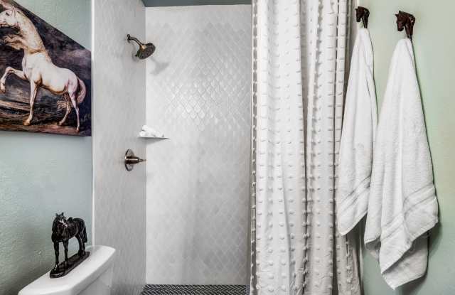 713 Grandin Rd photos photos