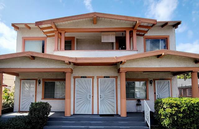 1635 South Burnside Avenue photos photos