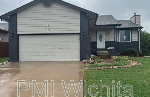 5102 North Blackhawk Street Gallery 1
