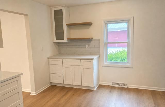 13360 West Bluemound Road Gallery 3