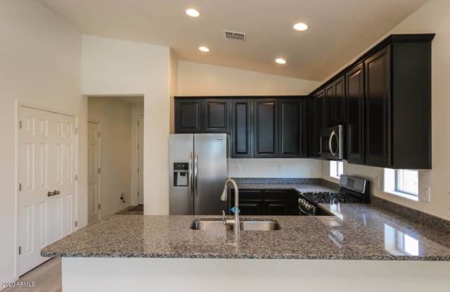 3836 E NARROWLEAF Drive Gallery 4