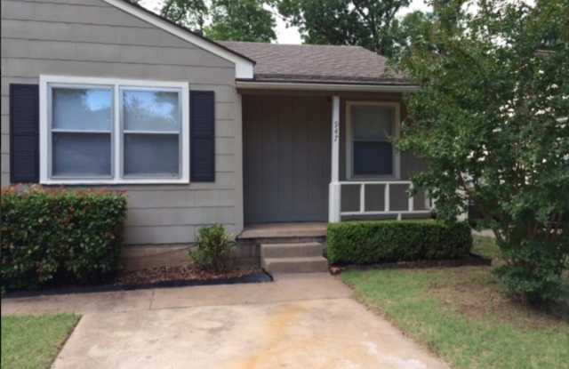 Gorgeous 2 bed duplex: NO PETS photos photos