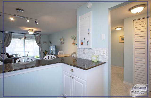 TURTLE LAKE **GOLF COURSE VIEWS ** 1 BEDS / 1 BATH ** 1st FLOOR**FURNISHED SEASONAL** Gallery 4