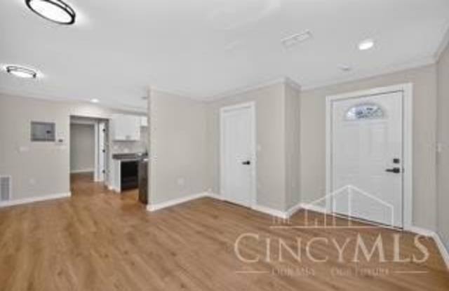 5504 Stewart Avenue Gallery 2