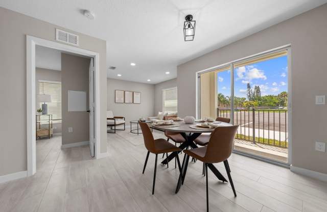 1700 Forest Gallery 1