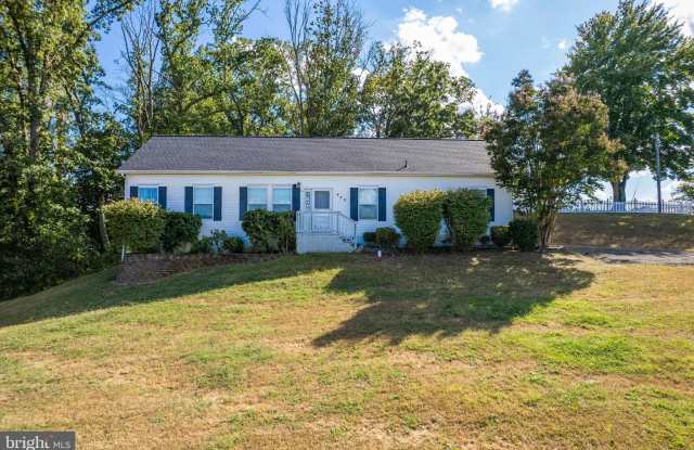 922 COURTHOUSE ROAD photos photos