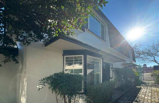 1111-B West 6th Avenue photos photos