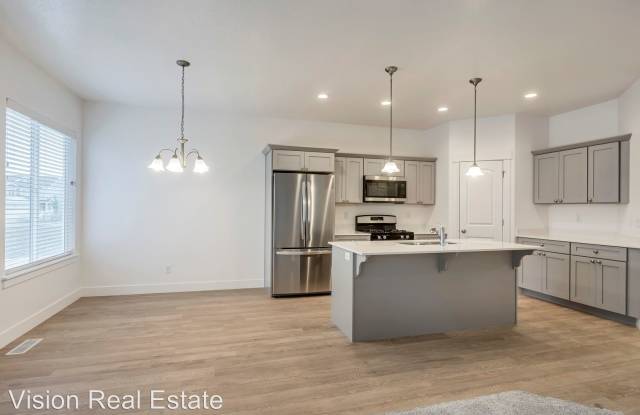 1742 N 3680 W Gallery 4
