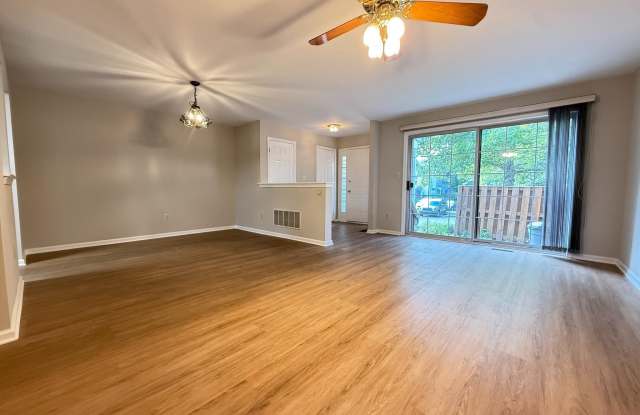 9408 SHEFFIELD Drive Gallery 4