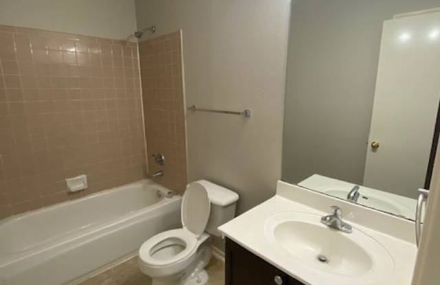 4118 Knollpass Gallery 2